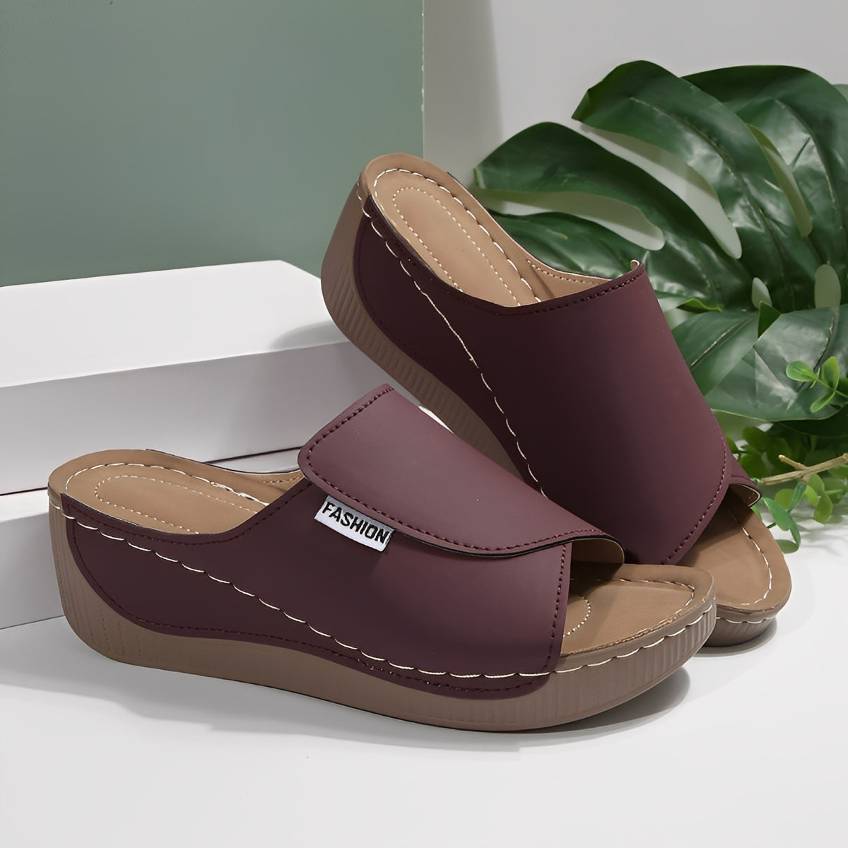 Abbey Chic Women's Sandals